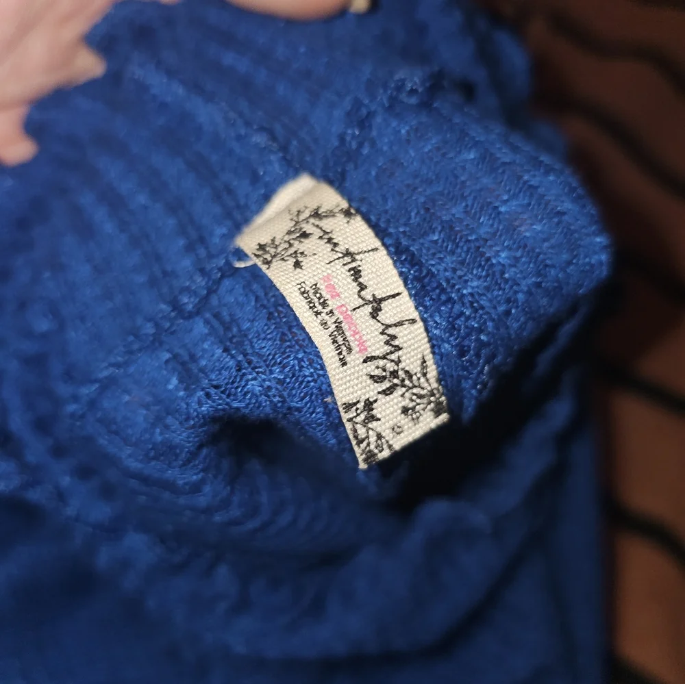 NWOT FREE PEOPLE Blue Skyline Scalloped Hem Mock Neck Thermal - XS